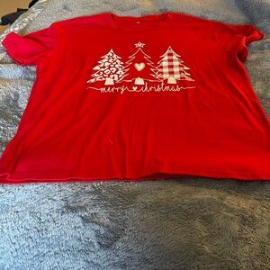 Holiday shirt.             XL